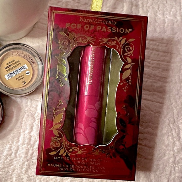 bareMinerals Beauty Bundle - 6 pc Set - Picture 3 of 16